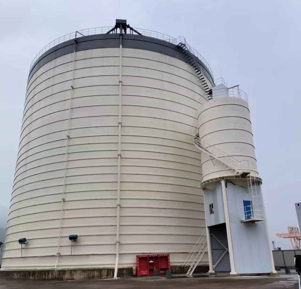 措美10万吨水泥钢板库